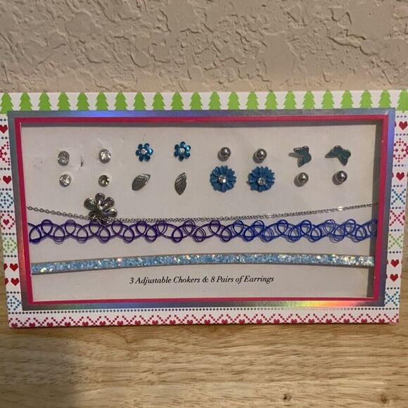 Sets of 3 Adjustable Chokers & 8 Pairs of Earrings Fashion Jewelry NEW In Box - Picture 2 of 4